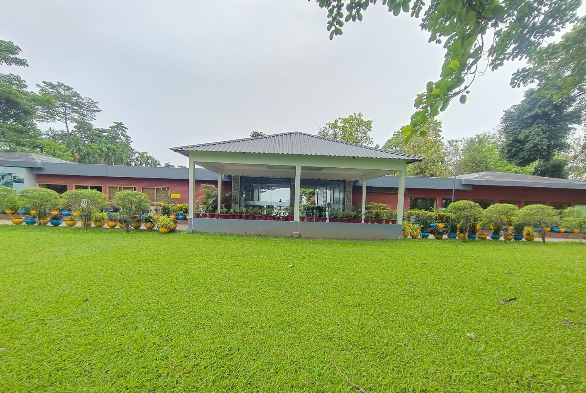 Sinclairs Retreat Dooars, Chalsa Hotel Ngoại thất bức ảnh