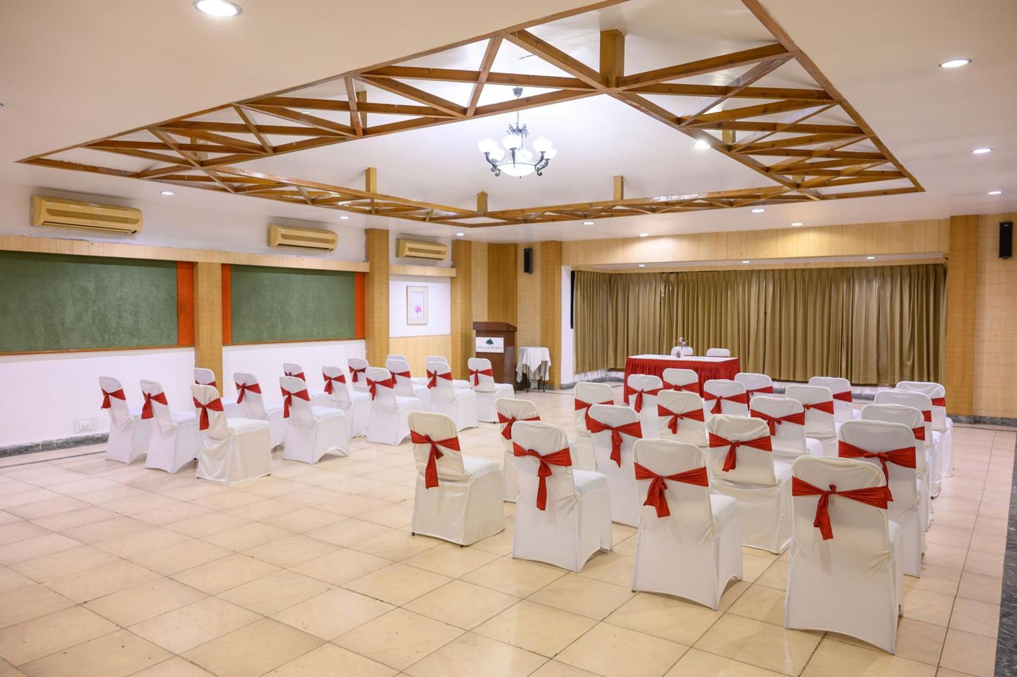 Sinclairs Retreat Dooars, Chalsa Hotel Ngoại thất bức ảnh